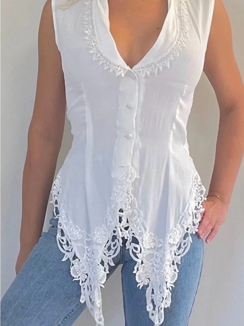 Xoxo VTG Y2K White Sleeveless Top Button Lace Trim Cottage Prairie Coquette sz S - Picture 5 of 15